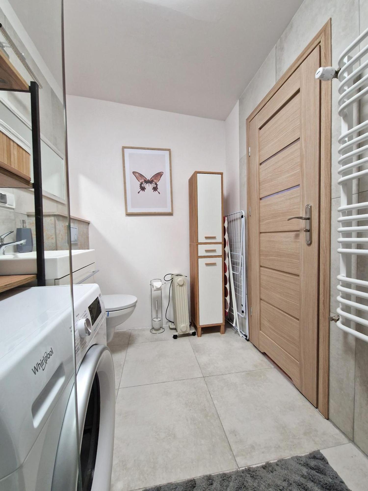 Little Wish Apartment กดัญสก์ ภายนอก รูปภาพ